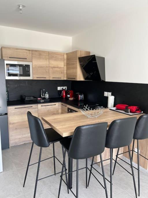 Superbe Appartement Neuf Aucalme Сен-Мандри-сюр-Мер Екстериор снимка